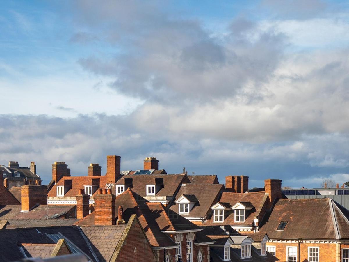 Pass The Keys Art Deco Inspired Apartment With Roof Top Views Shrewsbury Exterior photo